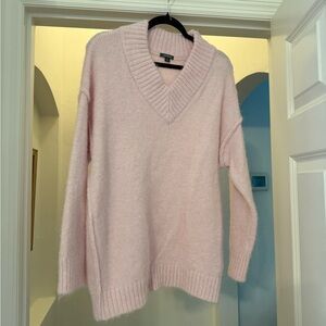 Wild Fable Soft Pink V-Neck Sweater